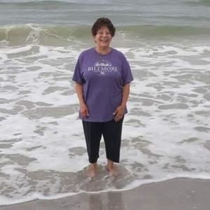 Meet your Posher, Angela